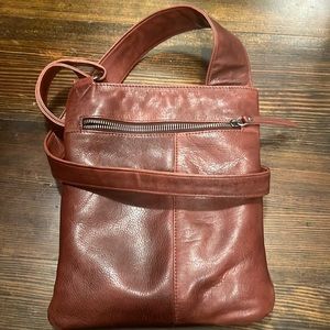 Latino Athena Crossbody Oxblood (deep red)
